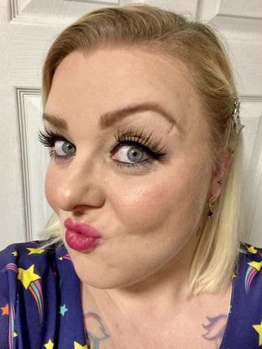 Customer photo review of Premium Magnetic Eyelash Kit by LashAura™ - (60% OFF)