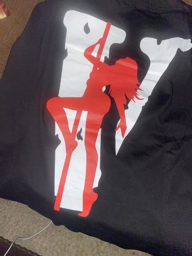 Customer photo review of VLONE Dancing T-Shirt