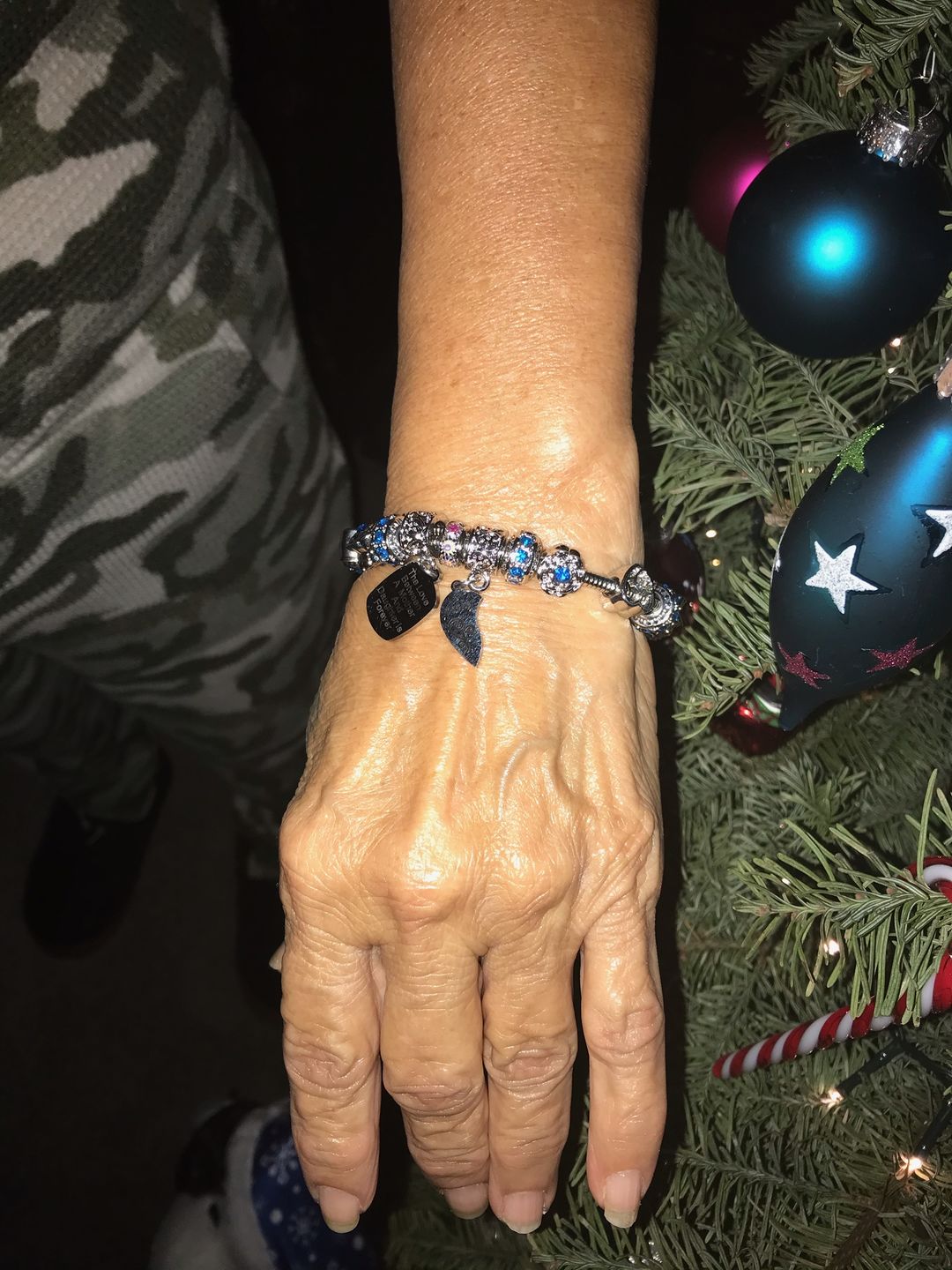 Customer photo review of Mother Daughter Eternal Love Bracelets