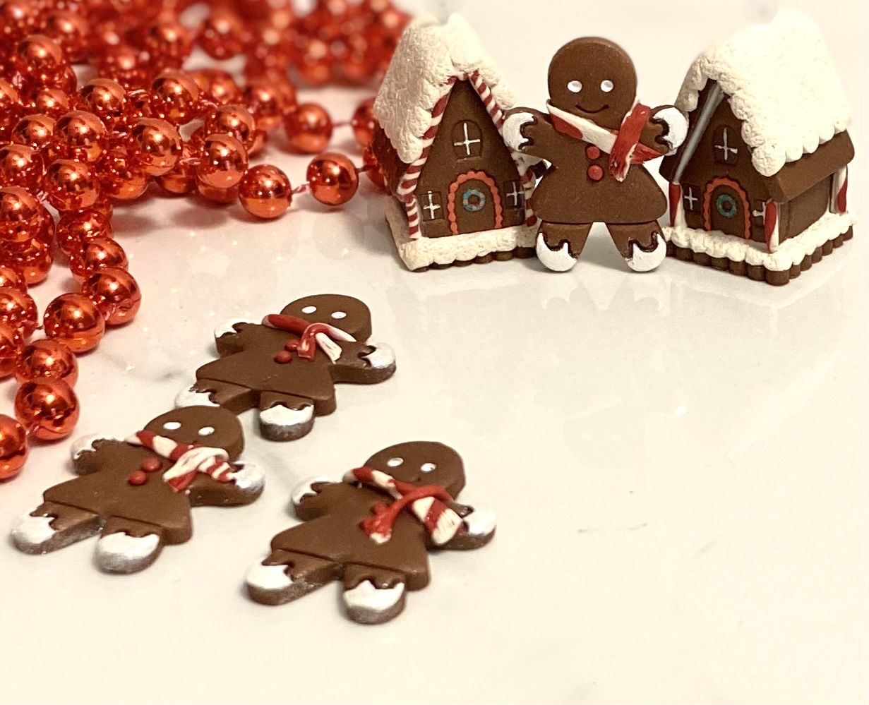 Customer photo review of 3D Gingerbread House Kit