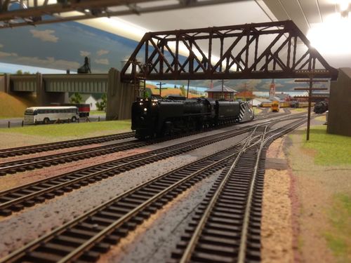 Customer photo review of PREORDER BLI 6642 Union Pacific 4-8-4, Class FEF-3, #835, Black & Graphite, Paragon4 Sound/DC/DCC, Smoke, HO