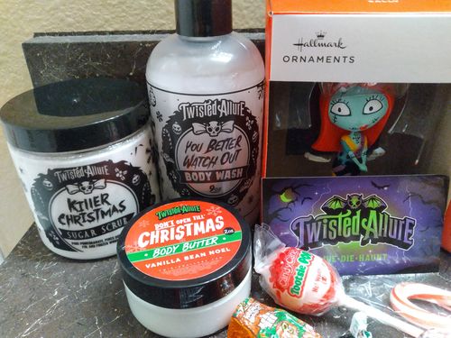Customer photo review of Sally Ornament Box