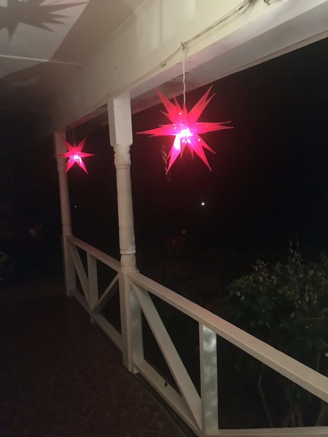 Customer photo review of 20" Red Moravian Weatherproof Star Lantern Lamp, Multi-Point Hanging Decoration