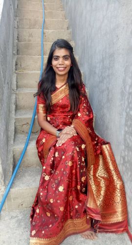 Customer photo review of Burgunday Brown Woven Banarasi Saree