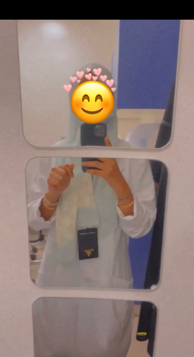 Customer photo review of لابكوت ايڤ سليك جريز اناتومي ~Labcoat Eve Sleek Grey's Anatomy
