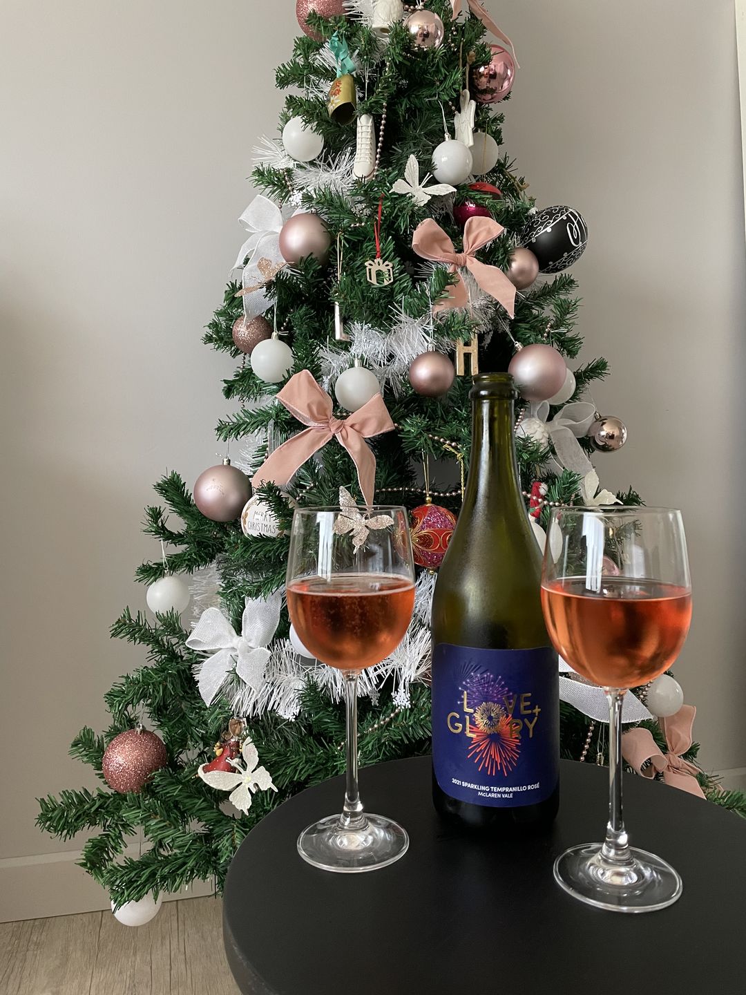 Customer photo review of Sparkling Tempranillo Rosé | 6 Pack