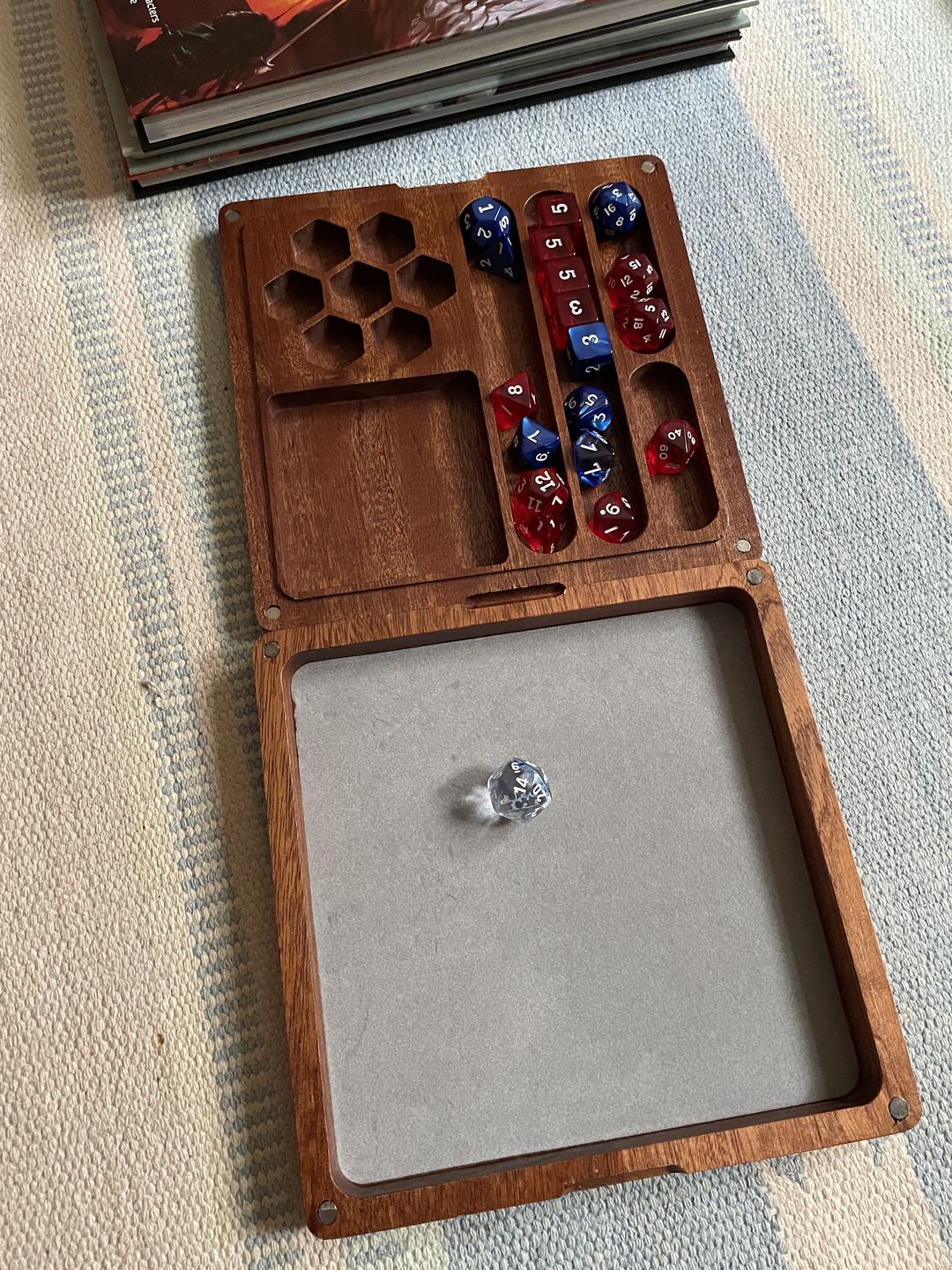 Customer photo review of Würfeletui D20