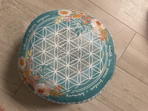 Customer photo review of THE SPIRIT OF OM® Meditationskissen (Feng Shui)