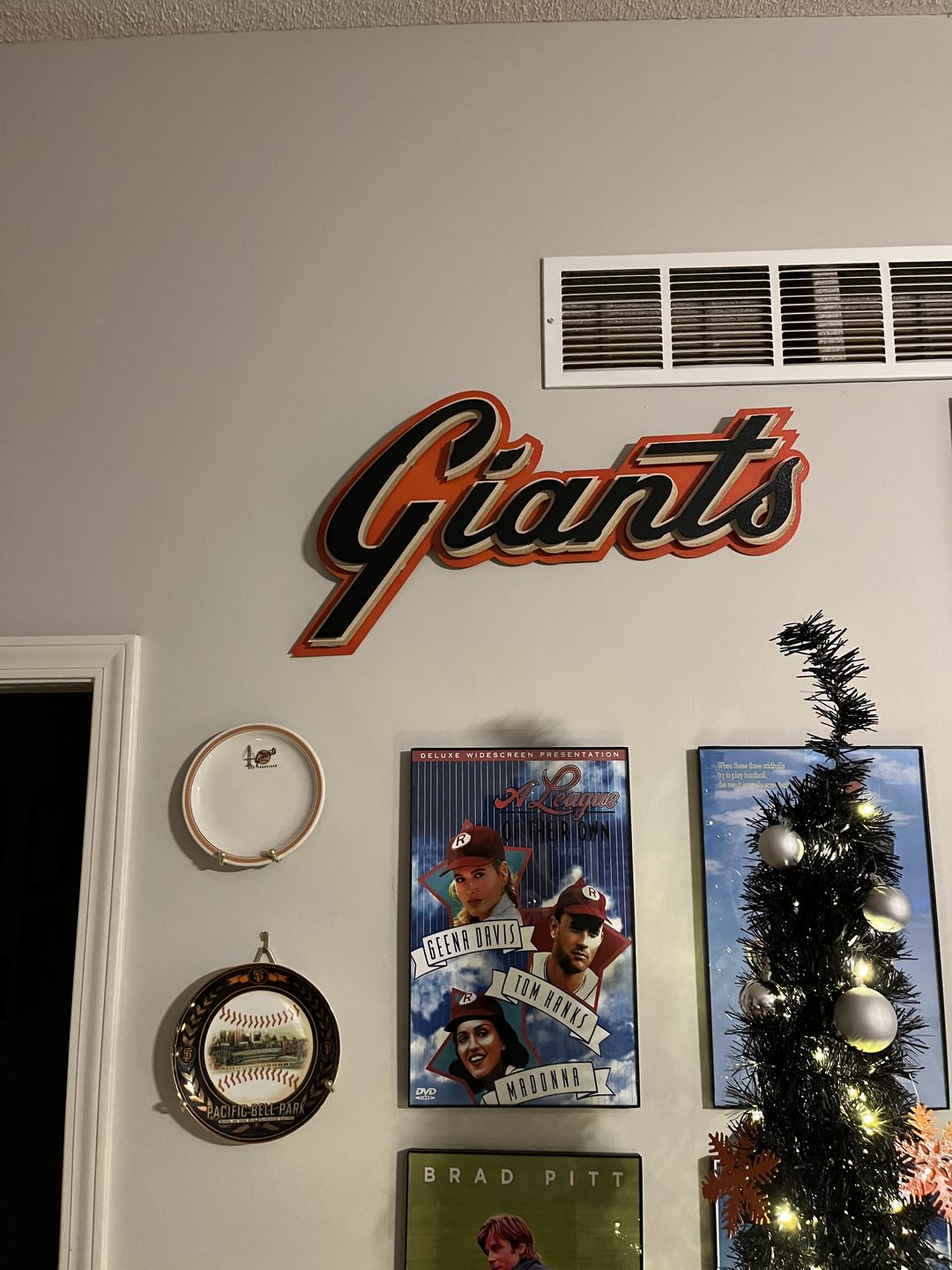 Customer photo review of San Francisco Giants Script 3D Vintage Metal Wall Art