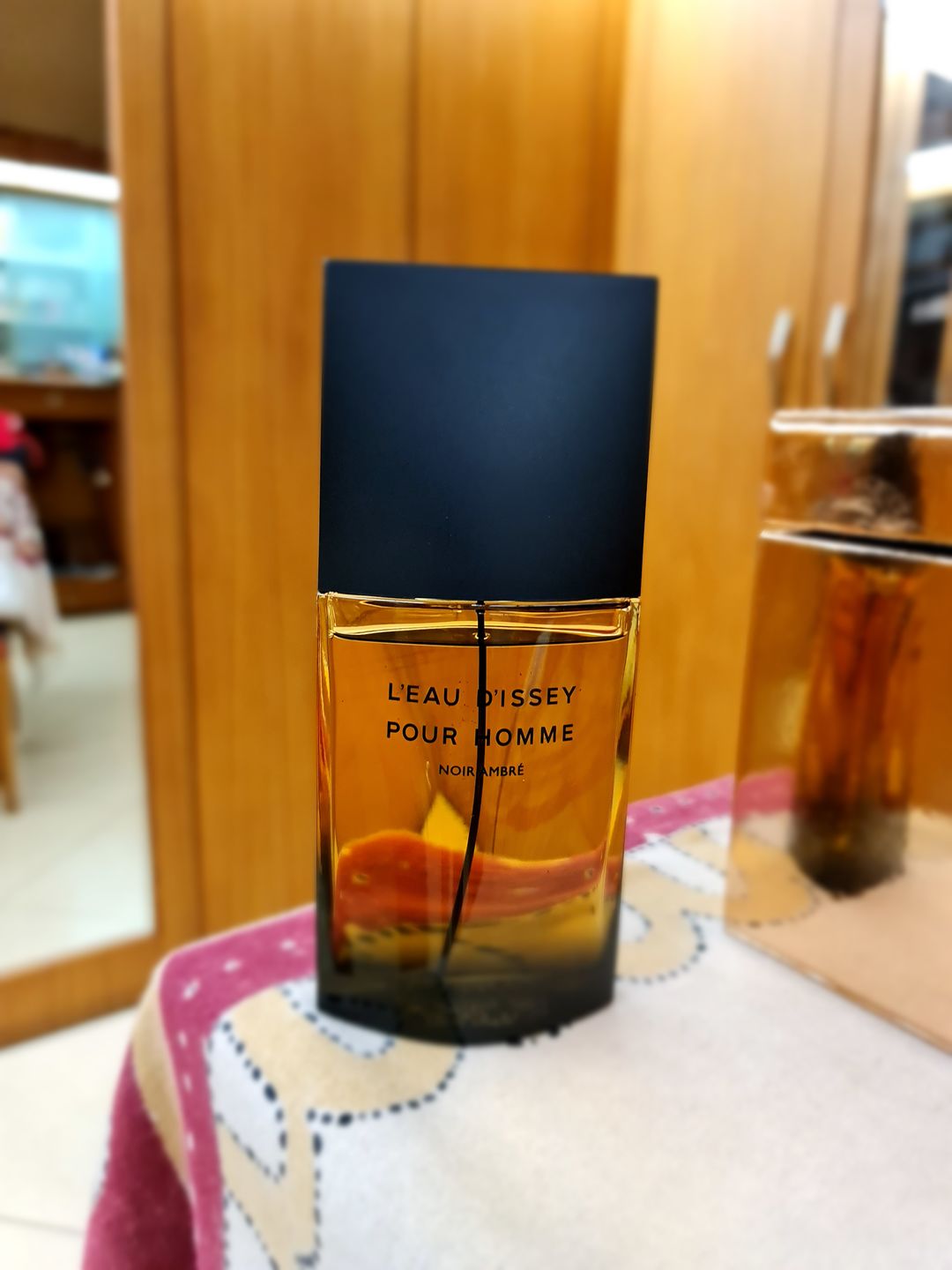 Customer photo review of Issey Miyake L'Eau D'Issey Pour Homme Noir Ambre Eau De Perfume - 100ml