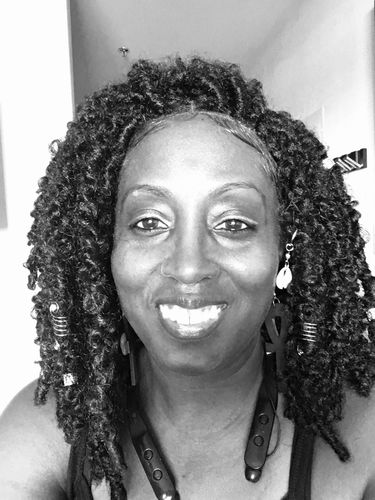 Customer photo review of Zury Knotless Braided Lace Wig - DIVA-LACE BOMB BUTTERFLY LOC