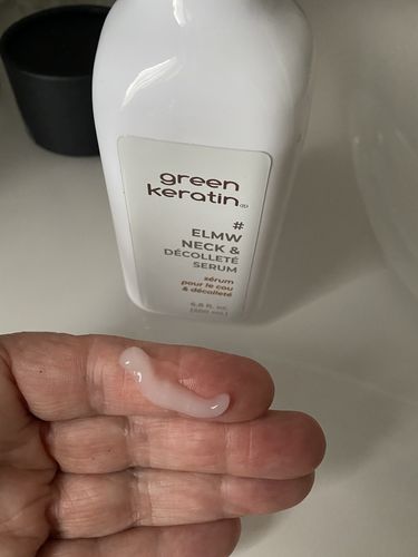 Customer photo review of ELMW Sérum pour le cou et décolleté, 200ml