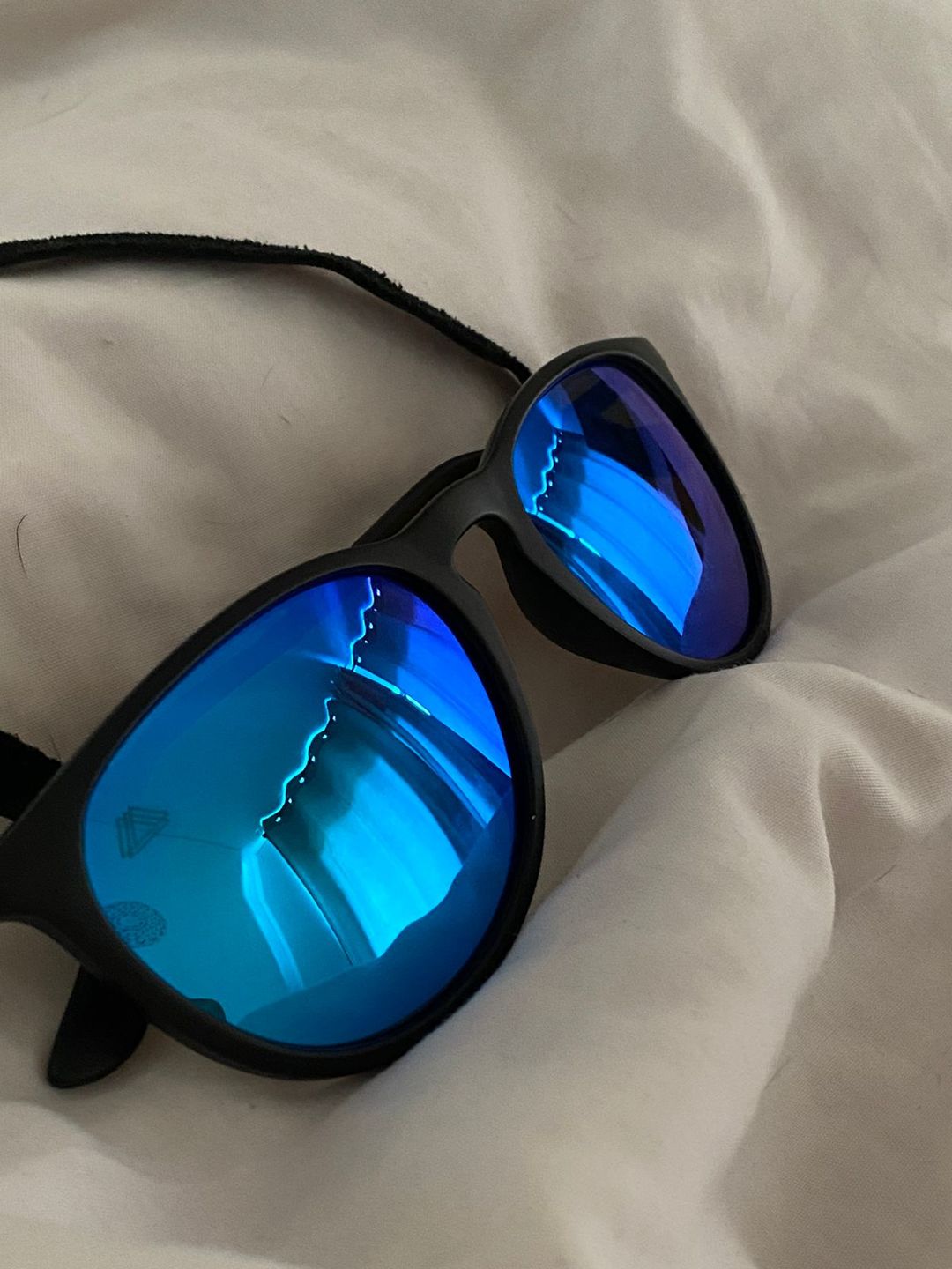 Customer photo review of Wolf Blue