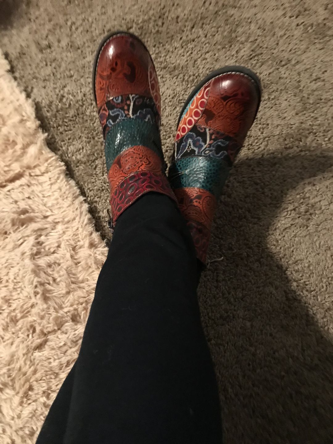 Customer photo review of Handmade Leather Stitching Jacquard Craft Boots