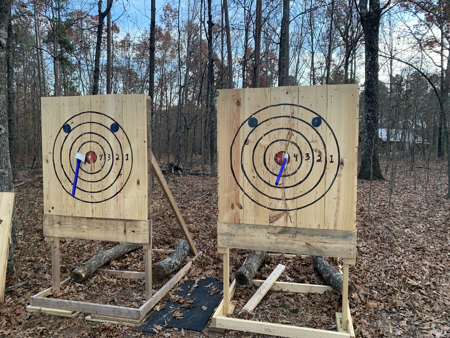 Customer photo review of WATL Kill Shot™ Throwing Axe