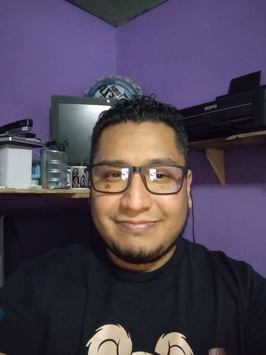 Customer photo review of Thomas Blue + Clip magnético