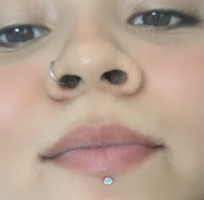 Customer photo review of Piercing Cristal Aurora