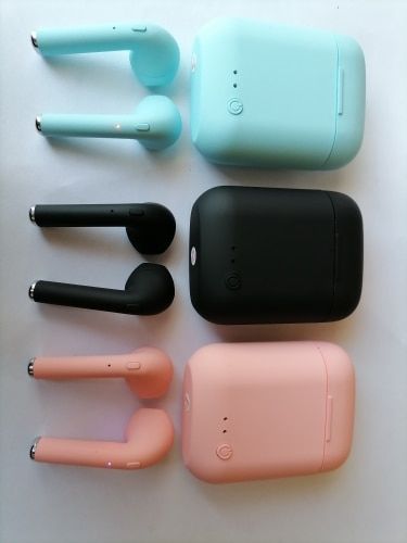 Customer photo review of Wireless Earphones