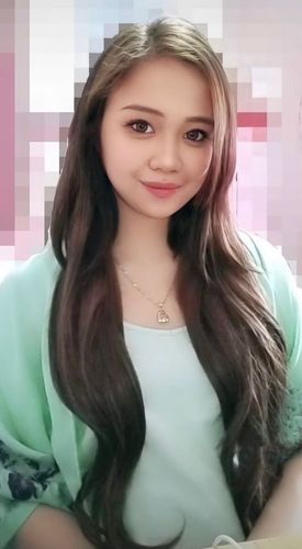 Customer photo review of 22" Natural Wavy