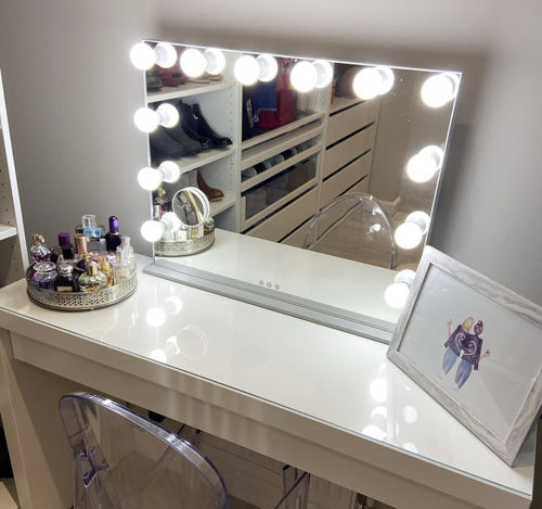 Customer photo review of Hollywood Mirror Large "Angel"