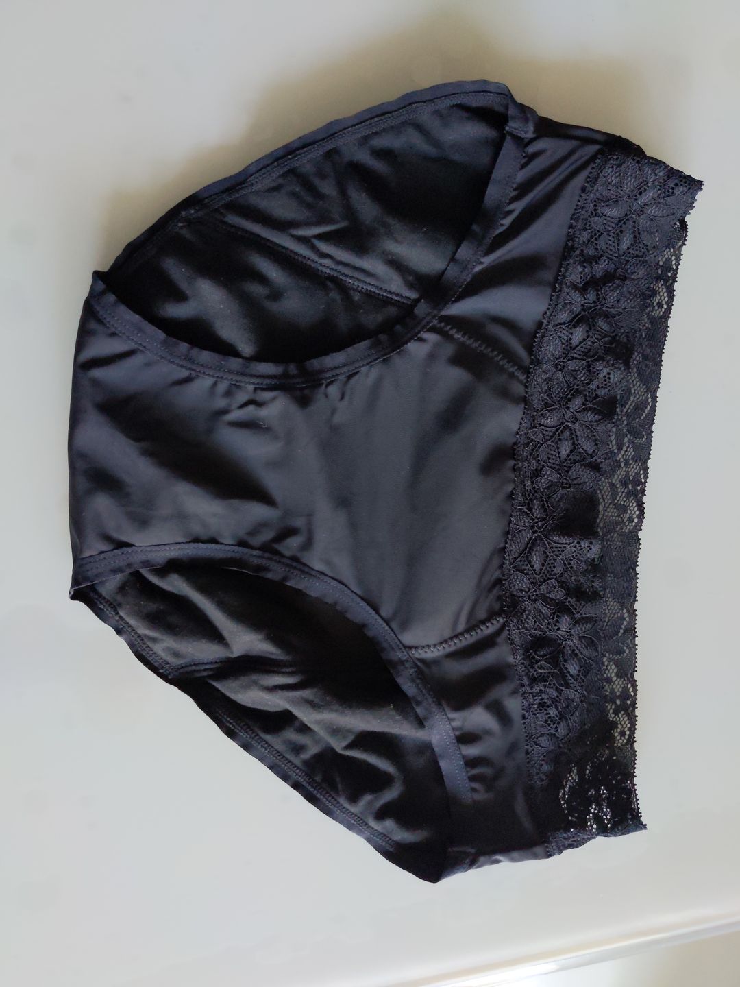 Customer photo review of Culotte Menstruelle Marianne (Lot de 3)