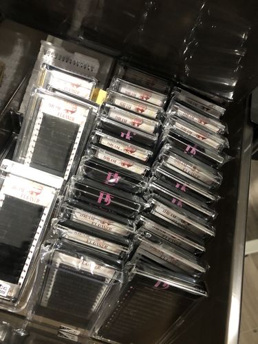 Customer photo review of We'll send you TWO TRAYS Free Samples