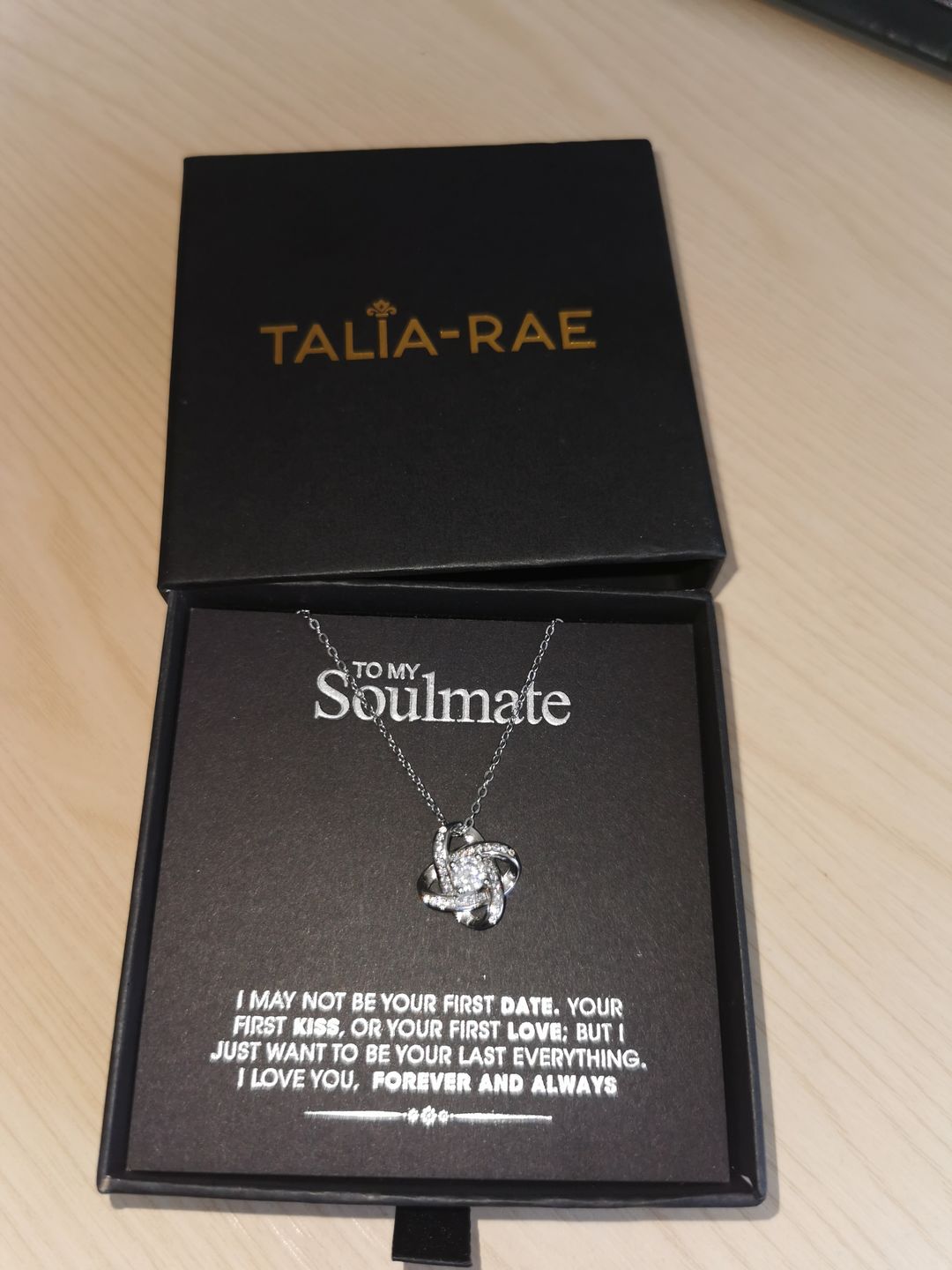 Customer photo review of "To my Soulmate" - Silver Love knot necklace