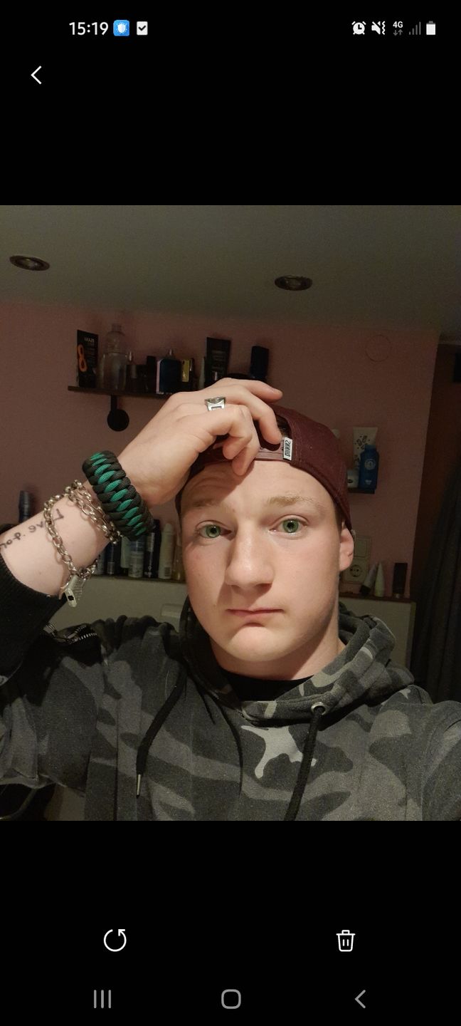 Customer photo review of Emerald