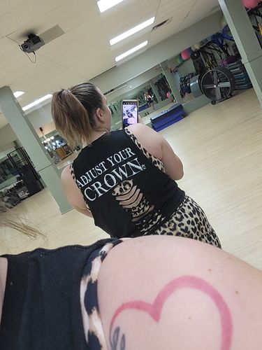 Customer photo review of 23 - Adjust Crop Tank Top