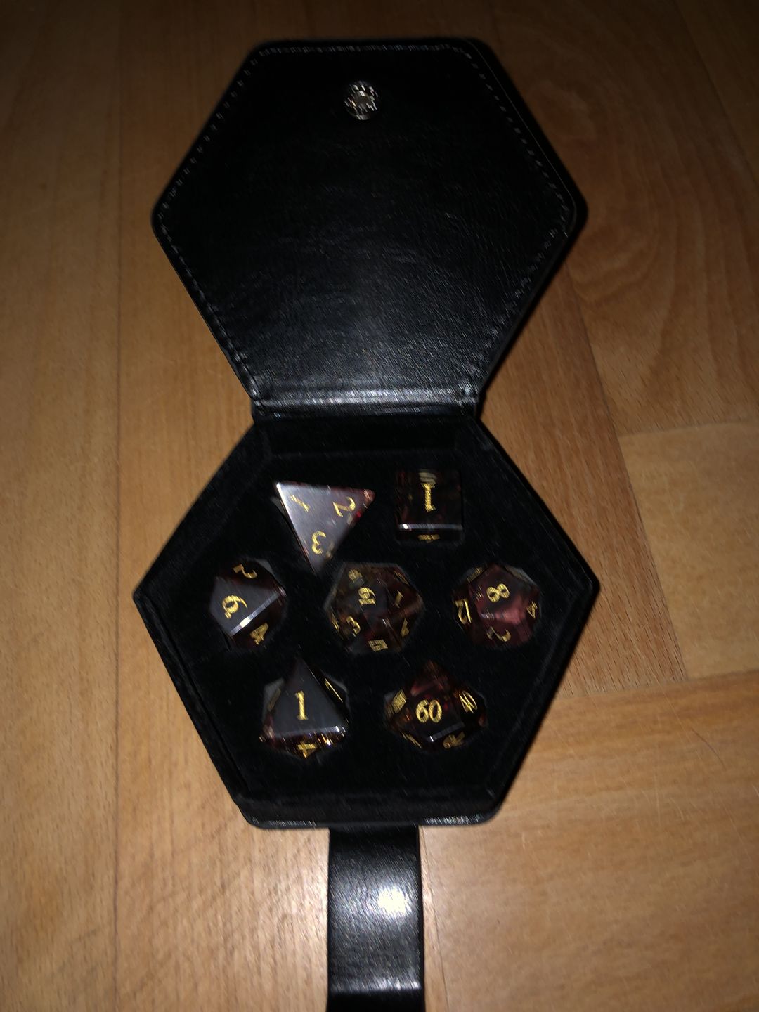 Customer photo review of Amethyst D6 / D20