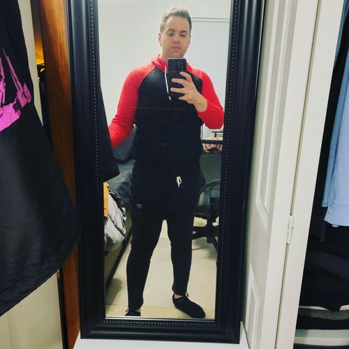 Customer photo review of Size Up Charcoal Retro Crew Joggers