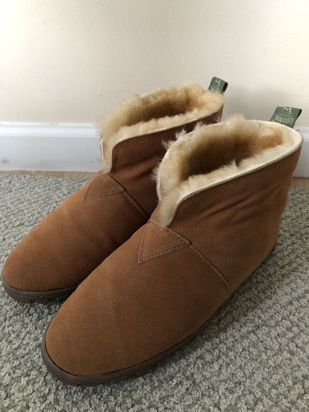 Customer photo review of MEN'S SHEEPSKIN BOOTIE