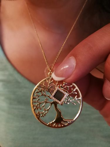 Customer photo review of Tree of Life Necklace