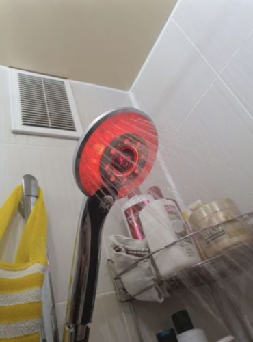 Customer photo review of Vespani LED Temperature Shower Head