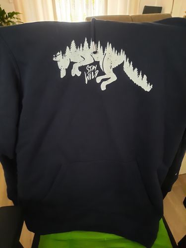 Customer photo review of STAY WILD - Unisex Bio Hoodie (PREMIUM)