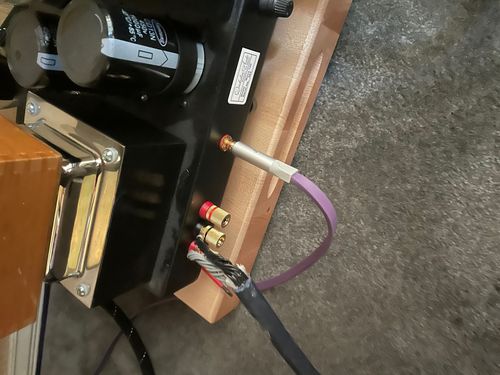 Customer photo review of Oyaide NEO d+ Class S RCA Cable