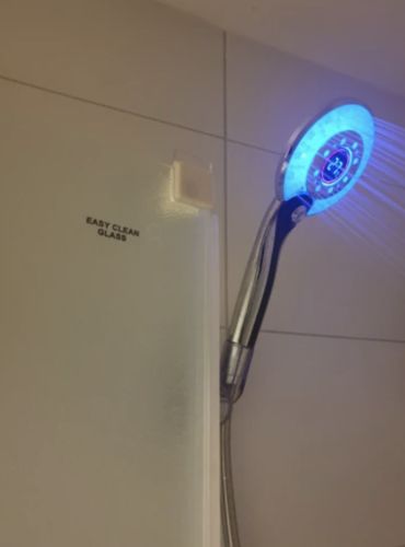 Customer photo review of Vespani LED Temperature Shower Head