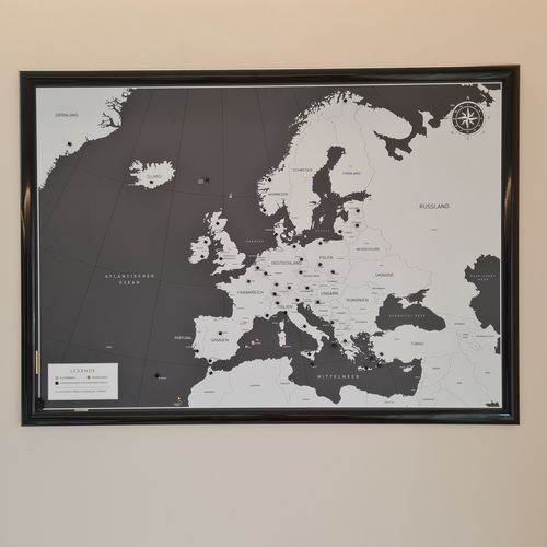 Customer photo review of DIE EUROPAKARTE - Memoboard / Pinnwand Karte mit magnetischen Pins