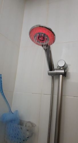 Customer photo review of Vespani LED Temperature Shower Head