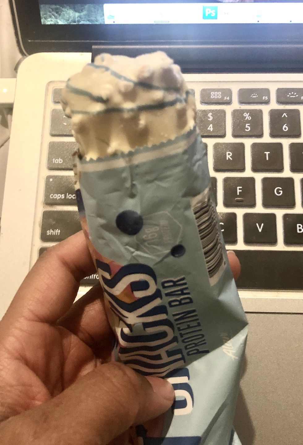 Customer photo review of Alani Nu - Fit Snacks Protein Bar 46g