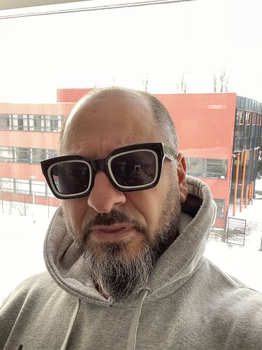 Customer photo review of Blanco - White