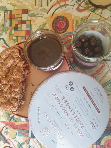 Customer photo review of 1 confezioni di Nocciola Piemonte IGP "Tostata" ricoperta di ciocciolato 200g