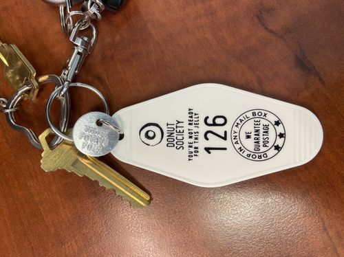 Customer photo review of Donut Society Key Tag(white)