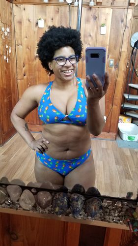 Customer photo review of Power Print 'Fawnia' Twist Sports Bra