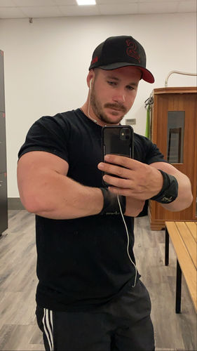 Customer photo review of Premium OFFICIAL SHREDDED A-frame Hat Cap - Black Widow - Black / Red