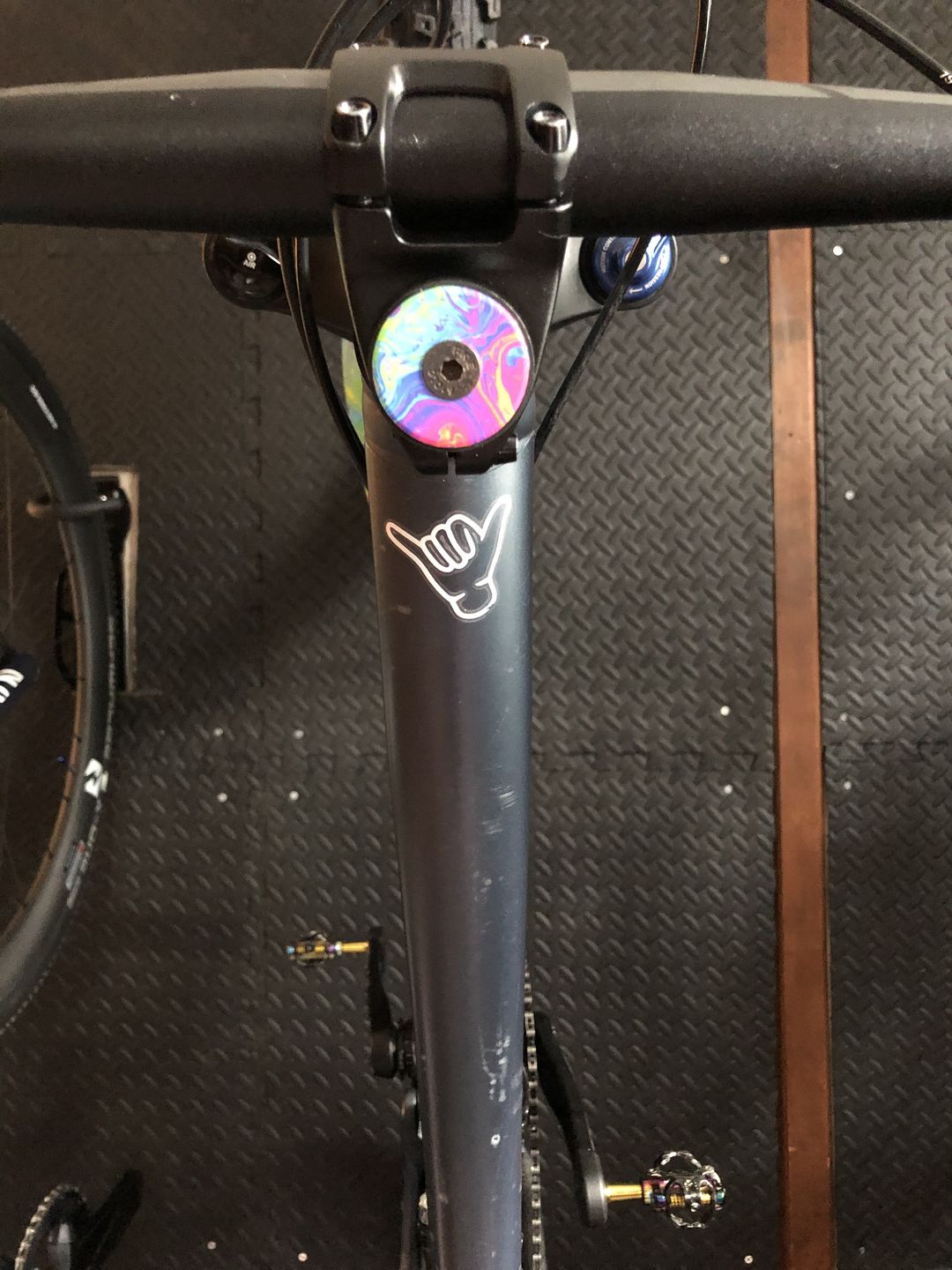 Customer photo review of Oil Slick Topcap