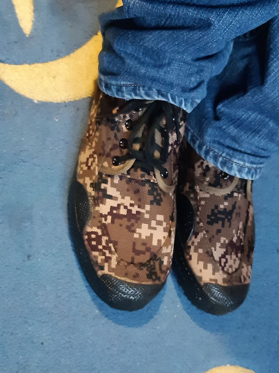 Customer photo review of ÎNCĂLȚĂMINTE UȘOARE  DE VÂNĂTOARE [SNEAKERS RESPIRABILI]