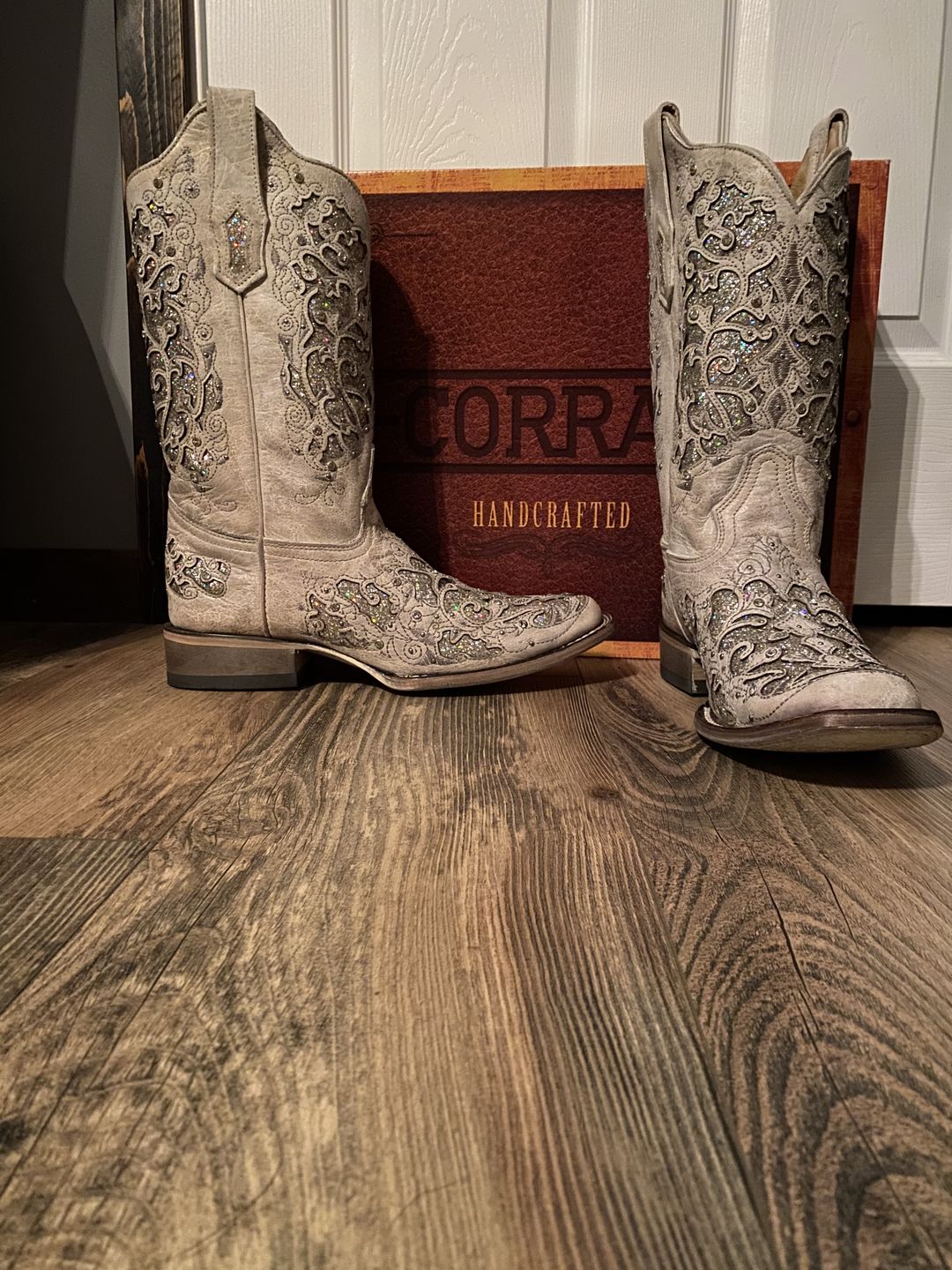 Customer photo review of Corral Ladies Eliza White Glitter Inlay & Crystals Wedding Boot A3397