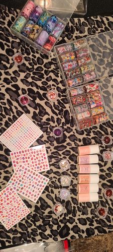 Customer photo review of Hooked On Love Valentine's Day Limited Edition Decoration Set