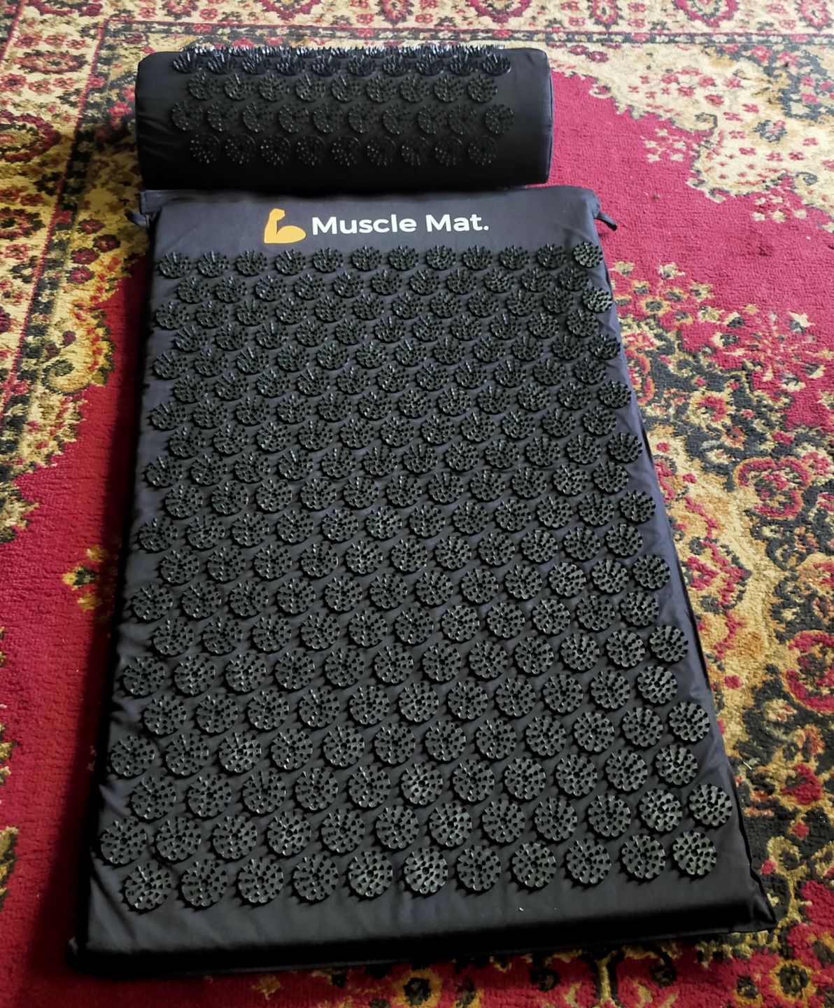 Customer photo review of Muscle Mat Luxury Acupressure Mat With Pillow